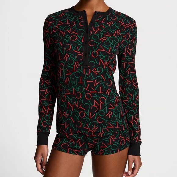 Victoria's Secret Black and Red Letter Print Pajama Set Size Large - Picture 1 of 6